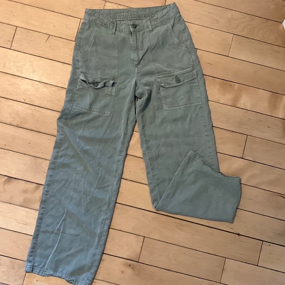 Flowy High rise cargo pants